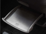 地域によってはなかなかご希望の車種が見つからない事もあるかと思います。当店では一部の離島などを除き、日本全国へ販売させていただくこともできますので、まずはお気軽にお問い合わせくださいませ。