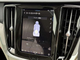 ◆長距離運転の後や、ちょっとした待ち時間にうれしい【マッサージ機能】。車内が一躍リラクゼーションスペースに変身