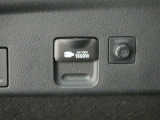 AC100の給電機能を備えております。