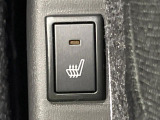【シートヒーター】寒い日に重宝するシートヒーター!エアコンより早く温まってくれるので寒がりの人も安心ですね♪エアコンの温風は乾燥するから苦手、という方にもをおすすめです。