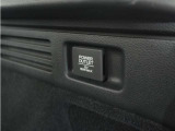 ◆12V電源ソケット◆スマートフォンの充電等にも便利な電源ソケット!使いやすい場所に装備されています。