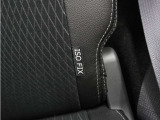 ◆ISOFIX◆シートベルトいらずでチャイルドシートと固定金具を連結するだけでガッチリ固定できます。