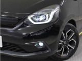 ◆Honda SENSING◆ カメラ等装置で精度の高い検知能力を発揮、安全運転を支援します。ステアリング上のコントローラーに注目!