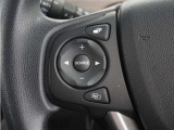 ◆ハンドルに【オーディオリモコンスイッチ】が装備されてます。視点をそらすことなく、ボリューム調整・オーディオソース切替・選曲が出来ます。安全運転しながら操作が可能になりました。