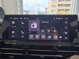 センターディスプレイから様々な情報へアクセスできます。