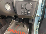 当社は静岡県東部に11店舗を展開するダイハツディーラーです。お気に入りのお車はどちらの店舗でも商談できますので、お気軽にお問い合わせください。