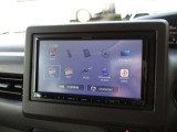 4WD/プッシュスタートエンジン/スマートキー/アイドリングストップ/バックカメラ/ETC/Bluetooth/オートライト/電格ドアミラー/ハンドルスイッチ/シートヒーター/衝突被害軽減ブレーキ