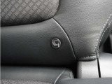 ◆ISOFIX◆シートベルトいらずでチャイルドシートと固定金具を連結するだけでがっちり固定できます。