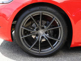 F:235/35ZR20 R:265/35ZR2