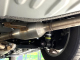 お車を安心してお乗りいただく為には、足回りの定期点検が欠かせません。サービスサポート(有償保証)では無料点検もご提供しており、安心のカーライフをお過ごしいただけるサポート体制が整っています。