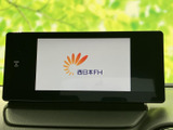 停車中にテレビを視聴できる機能を搭載。お子様連れのお出かけの際など、移動時間を有効活用できます。