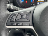 ステアリングスイッチも付いておりますので、運転中でも音量の変更など可能です。