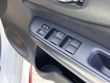 運転席パワーウインドウスイッチ