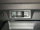 納車前点検71項目:■ブレーキ(9項目)フットブレーキ、サイドブレーキレバー、ホースおよびパイプ、マスタ・シリンダ、ホイールおよびディスクキャリパ、ブレーキ・ディスクおよびパッドをチェック。