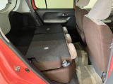 お客様にぴったりなおクルマをお選びいただけますように様々な展示車をご用意致しております!ダイハツの軽自動車だけではなく、他メーカー車やコンパクトカー・ミニバンなども数多く取り揃えております!