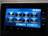 【ディスプレイオーディオ】普段スマホで聴いている音楽も車内スピーカーで聴けます。スマホをつなぐには別途、ケーブル等が必要です。