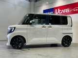 日産ディーラーならではの経験豊富な整備士が、お渡し前にきっちりと車検整備をさせていただいております。またお渡し後1ヶ月もしくは1000kmで、無料の点検整備を実施させていただきます。