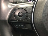 【ステアリングスイッチ】左です。ハンドルから手を離さず、運転に集中したまま手元でオーディオ操作等ができます。