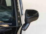 便利な電動格納ミラー付きです