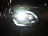 LEDテクノロジーにて放射される白色光の周波特性は太陽光に近く明るく輝きます