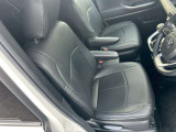 座り心地が良いシートなので長時間の運転でも快適にお過ごしいただけます。