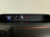 【メーターパネル】シンプルなデザインのメーターパネルは視認性が良く、必要な情報を運転手に分かりやすく伝えてくれます♪