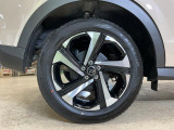 気になるお車は三日間の「商談中」お取り置きも可能です。ご相談ください!
