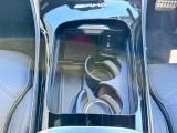 ドリンクホルダー・ワイヤレスチャージ
