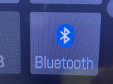 Bluetoothオーディオ対応可。お持ちのスマホやiPodなどとBluetooth接続して外部機器内の音楽などを車内で楽しめます。