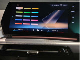 純正HDDナビはワイド画面で視認性も良く、2画面切り替えetc機能も充実しております。