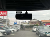 広いミラーで後方をしっかりと確認して頂けます!
