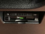 高速道路の料金支払いもスムーズに行えるETCを装備しています。快適なドライブをサポートします。
