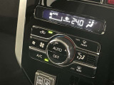 オートエアコンで細かい温度調節ができます。車内をいつでも快適空間にしてくれます。