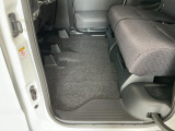 足元は広々♪しっかり内装ルームクリーニングを実施しています。車に自信があるからこそ、是非一度ご来店頂き見てもらえると幸いです。