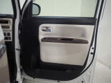 運転席ドアです。