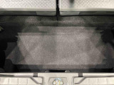 ラゲージボードの下には収納ができるラゲージアンダーボックス