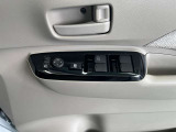 パワーウィンドウ付き☆運転席で全部の窓を開閉することが可能!!
