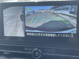 サイドブラインドモニターは「死角」となる左フロントタイヤ周りを映すので幅寄せや狭い道での運転に役立ちます!