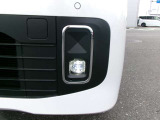 LEDフォグランプ。鮮やかな白光色で明るく照らします。