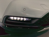 LEDフォグライト(右側)です
