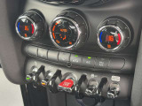 こちらのお車はMINI NEXT鶴ヶ島に展示中です。☆お問合せをお待ちしてます!
