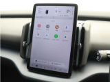 お気に入りのアプリをGoogle Playでダウンロードして、Googleアシスタントによるハンズフリー操作でお楽しみください。音楽配信サービスやポッドキャストなどの再生も、音声だけで自由自在です。