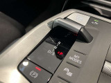 お車はご予約状況などにより、ご案内出来ない場合がございます。ご来店いただける際は、事前にご連絡くださいますよう、お願い申し上げます。