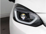 LEDヘッドライト搭載!明るく視界良好!消費電力も少なくバッテリーの負担軽減!球切れもなく経済的な電球です!