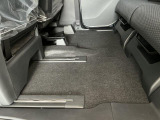 足元は広々♪しっかり内装ルームクリーニングを実施しています。車に自信があるからこそ、是非一度ご来店頂き見てもらえると幸いです。