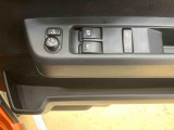 ダイハツ沼津販売の認定U-CARは新車メーカー保証に準じた1年間無償の「まごころ保証」が付いています。また認定車以外でも3ヶ月又は5000kmの保証が付いているのでリーズナブルなお車も安心です。