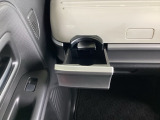 収納タイプのドリンクホルダーは不要な時しまっておけます