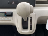 エンジンルームも綺麗に洗浄してから納車致します。普段あまり見ることが無い箇所だからこそ綺麗だと感動しますよね(*&acute;▽`*)
