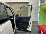 届出済 未使用車は新車の香りがします!中古車のようにタバコ臭い心配がありません。
