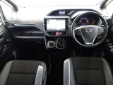 SiWxB専用ハーフレザーシート内装の高級感のあるインテリアが運転を楽しませてくれます♪